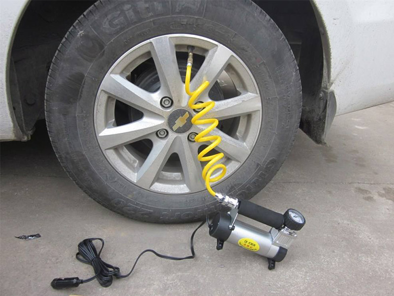 轮胎充气救援